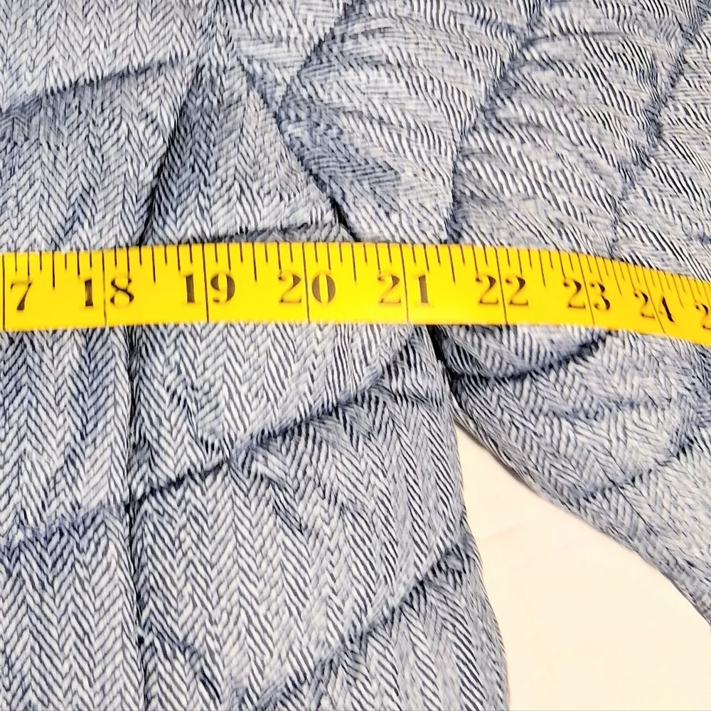 Women's XL Big Chill Full Zip With 2 Zipped Pockets Lined Puffer Coat